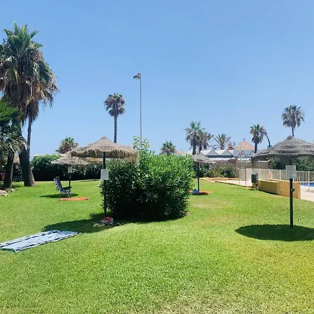Precioso Estudio Frente Al Mar Con Piscina Benalmádena